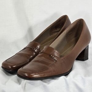 Easy Spirit Pumps Shoes Mid Heel Women's 7.5 Brown Leather Slip On Smartshoe